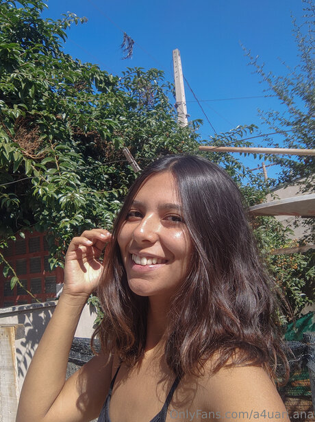 A4uari Ana beautiful actress image