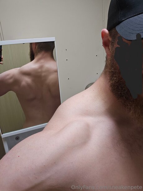 Sneakenpete best model photos