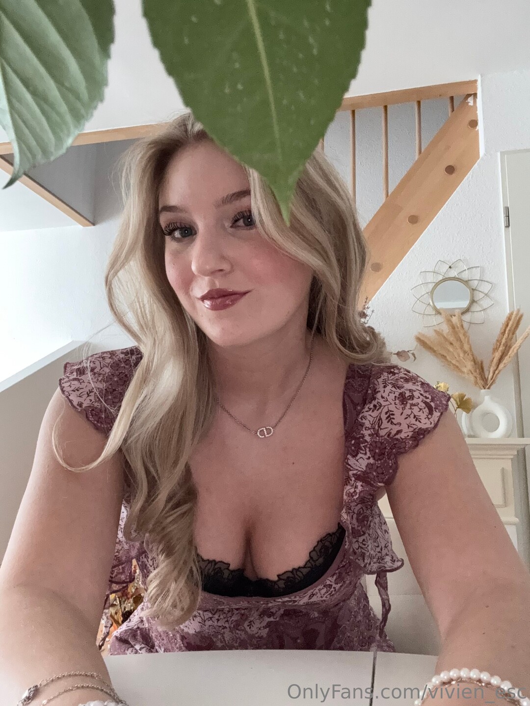 Vivien Esc erotic pornstar archive