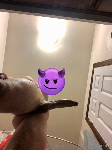 Confessionbooth erotic star picture