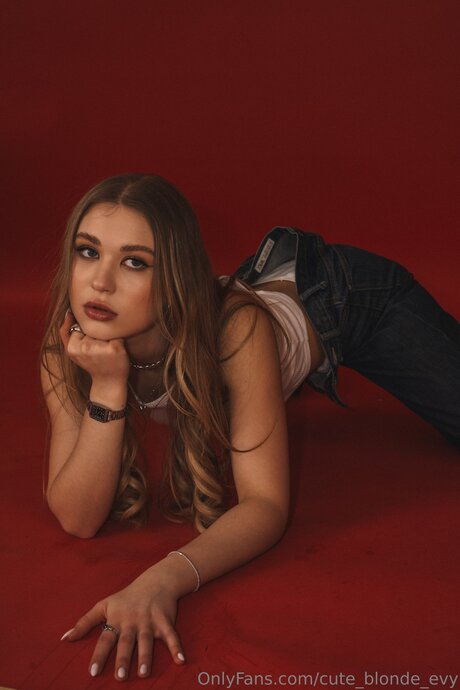 Cute Blonde Evy pornographic actress images