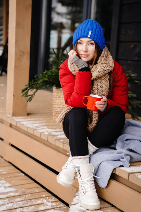 Larahook best actress archive