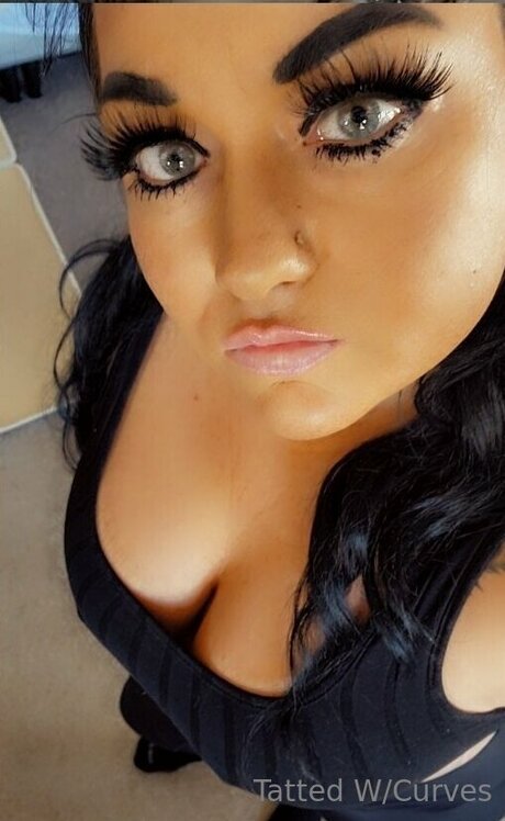 U225860105 pretty actress gallery