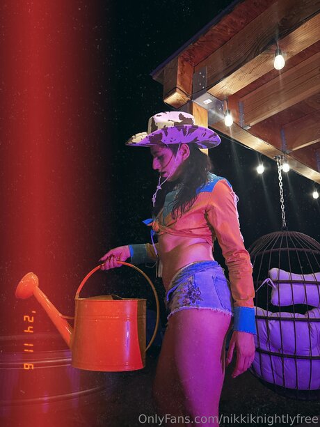 Nikkiknightlyfree free star images