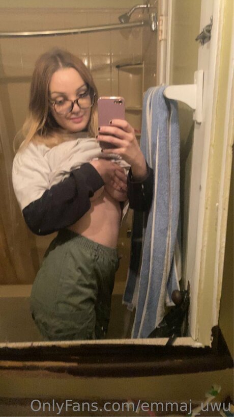 Emmaj Uwu sex pornstar photo