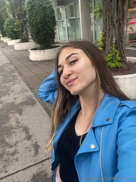 Zizifus1 model pornographic pics