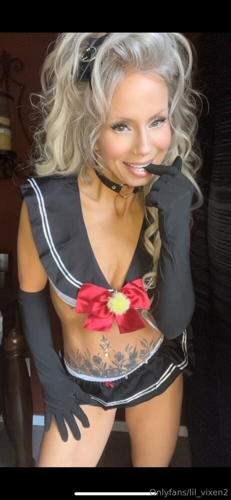 Lil Vixen2 model art gallery