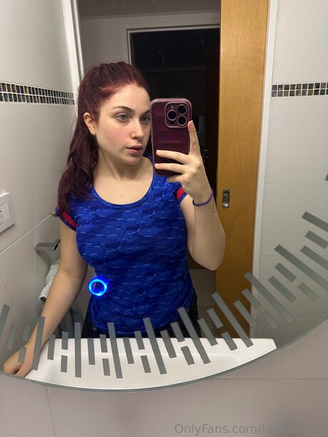 Takekarylle sexy star gallery