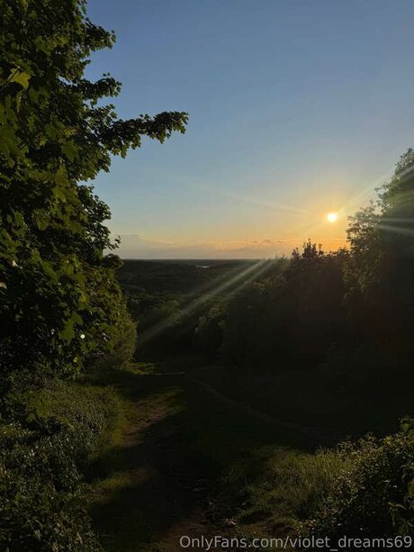 Violet Dreams69 star adult image