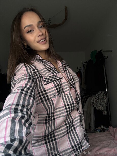 Violet Dreams69 Profile photo