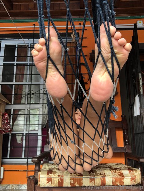 Giladyvip model sexy photos