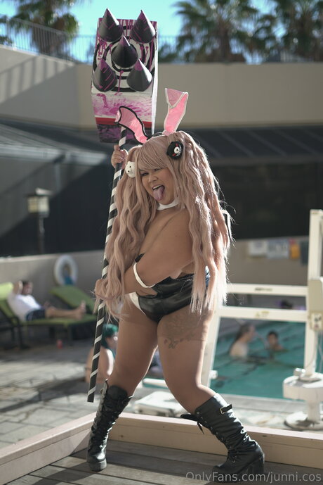 J Junni I hot actress image