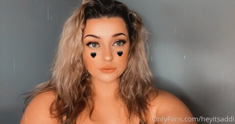 Heyitsaddi exclusive model pics