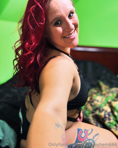 Katiemayhem666 hot model img