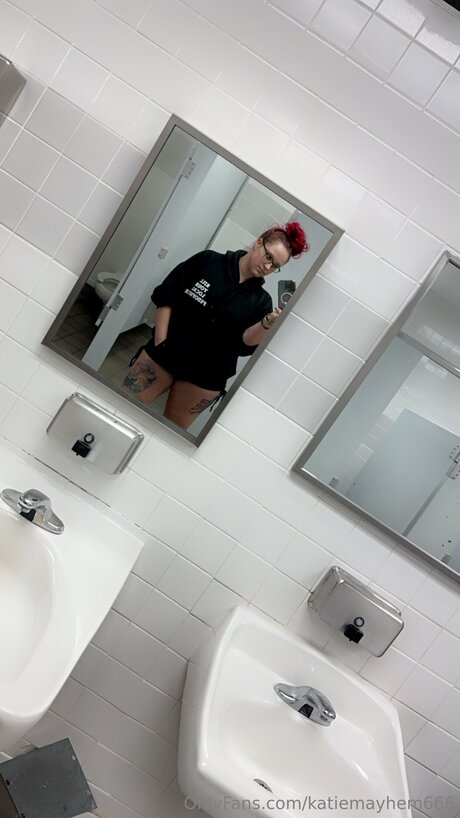 Katiemayhem666 model hot gallery