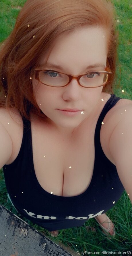 Lilredsquirter69 star sexy photo