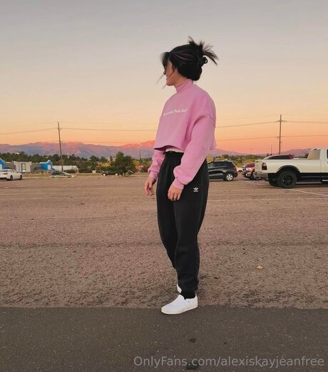 Alexiskayjeanfree pretty pornstar picture