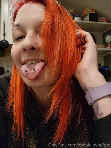 Bobbiejaynefree erotic star img