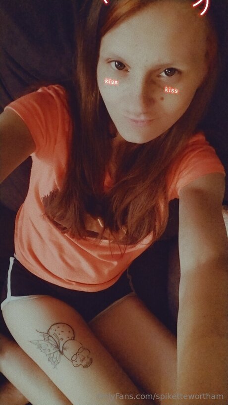 Spikette beautiful actress image