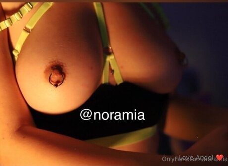 Angelwildfree model naked archive