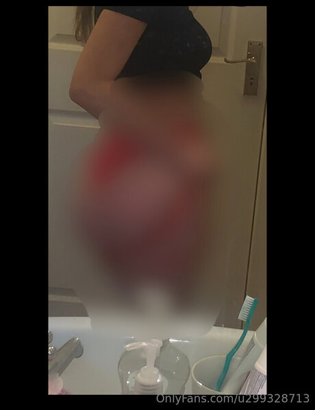 U299328713 exclusive pornstar galleries