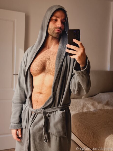 skinny big ass onlyfans nude image