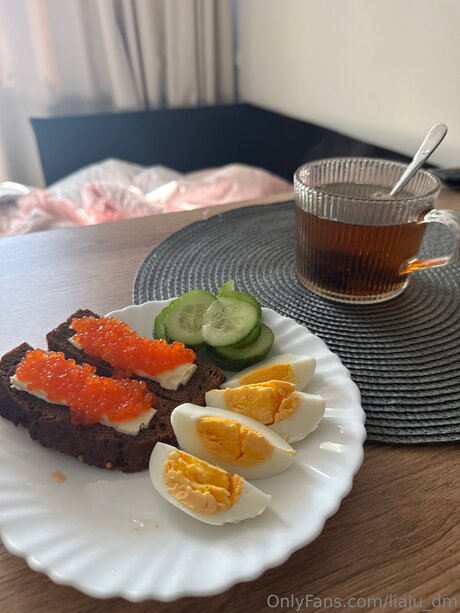 Liaju Dm pornstar photo