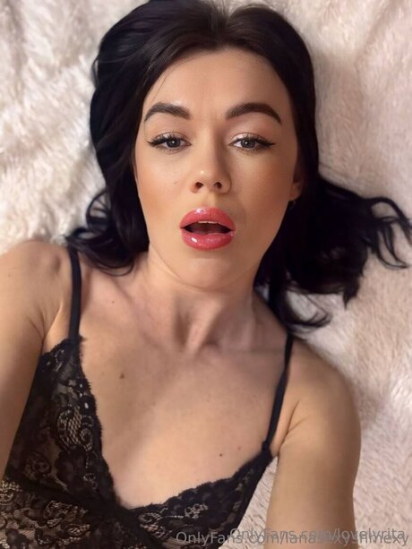 Lovelyrita star free img