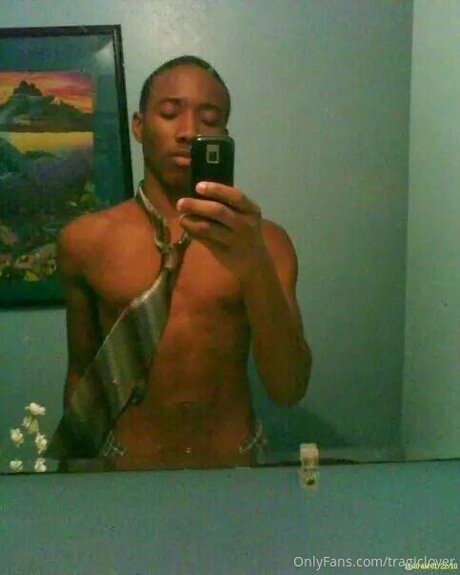 Tragiclover model sex pic