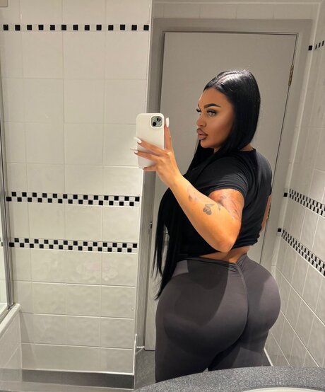 Elliechloe star beautiful gallery