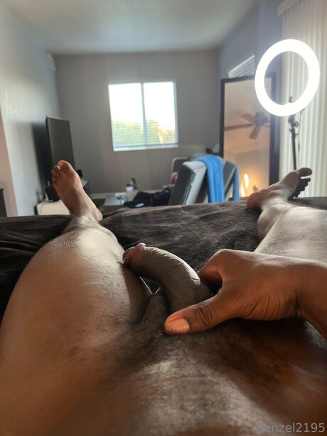 Denzel2195 star pornographic photo