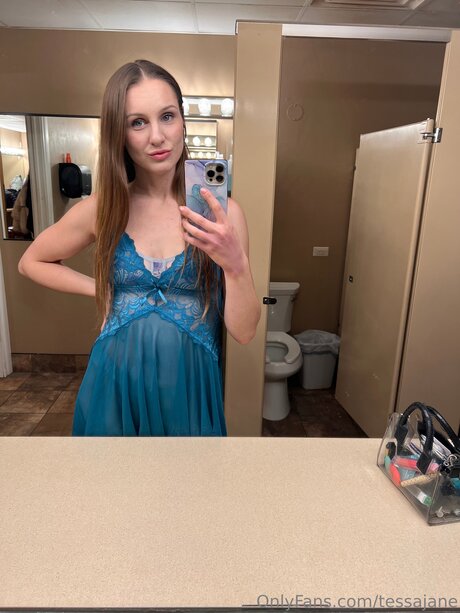 Tessajane top star images