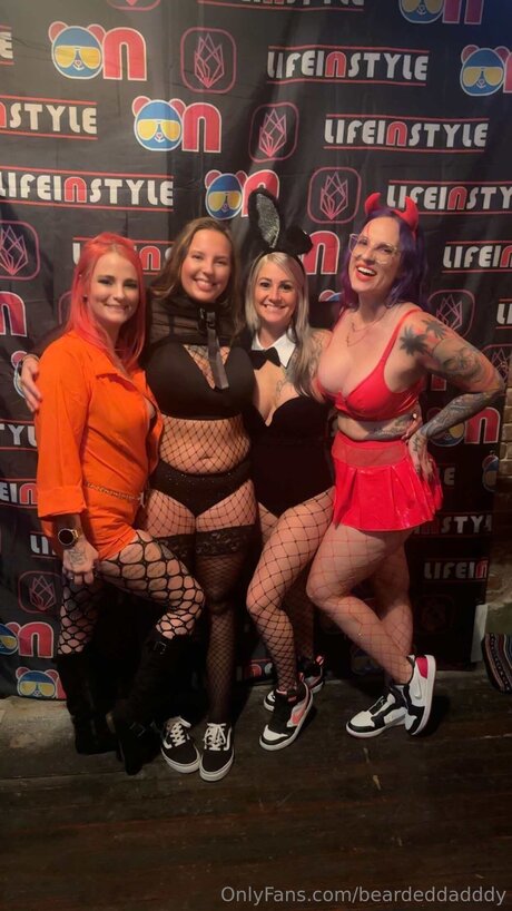 Beardeddadddy star top pictures