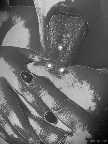 Kinkypiercedcoupletease perfect actress galleries