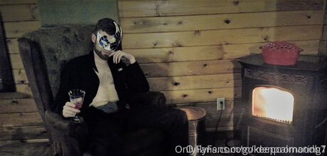 Goldenpromoting1 erotic star gallery