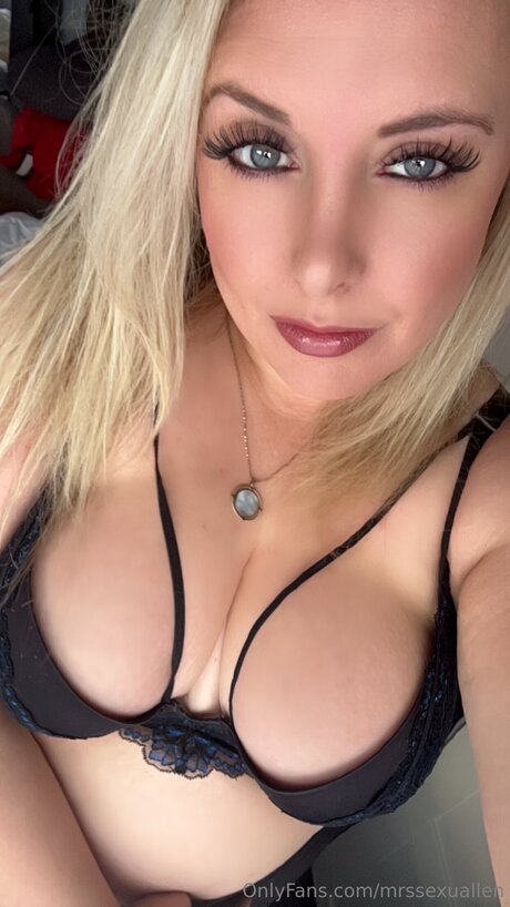 Mrssexuallen naked actress galleries