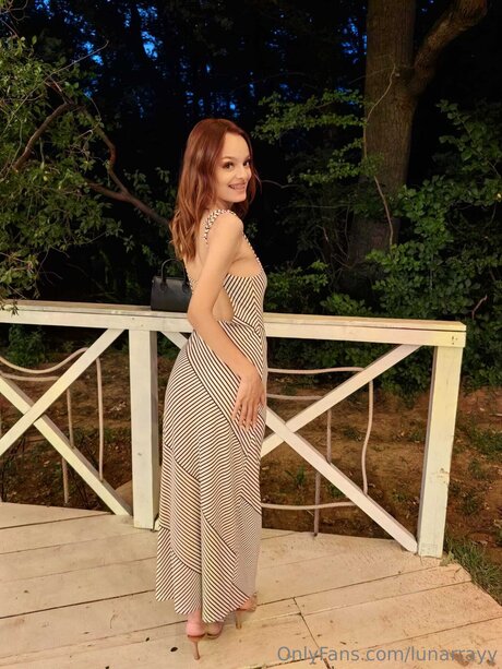 Lunarrayy model hot archive