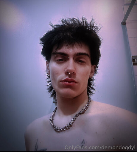 Demondogdyl erotic pornstar photo