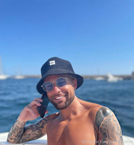 Juanlargafree art pornstar photos