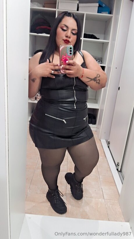 Wonderfullady987 hd pornstar gallery