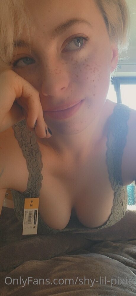 Shy Lil Pixie best pornstar gallery