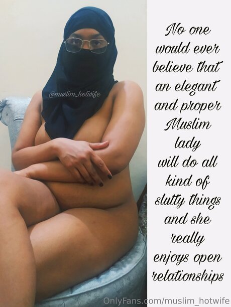 Muslim Hotwife xxx actress img