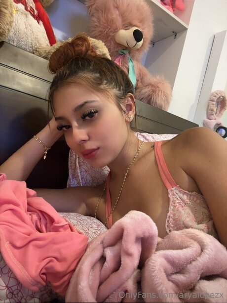 Aryalopezx porn model img