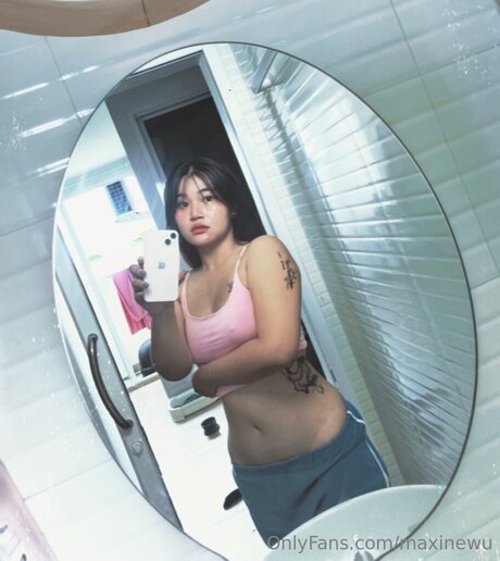 giantess onlyfans nudes image