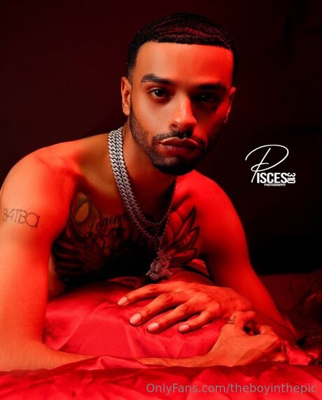 Theboyinthepic pornstar adult photos