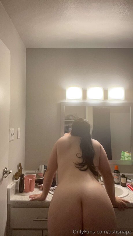 Ashsnapz star art archive