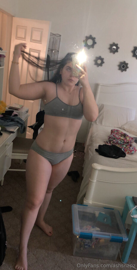 Ashsnapz pornstar exclusive galleries