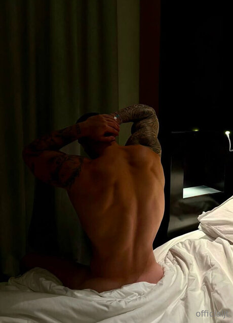 Officialjt star hd gallery