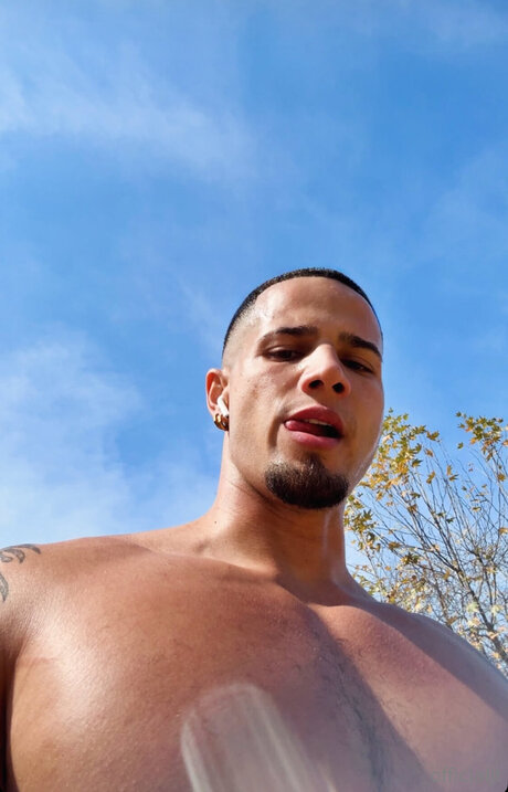 Officialjt exclusive actress picture