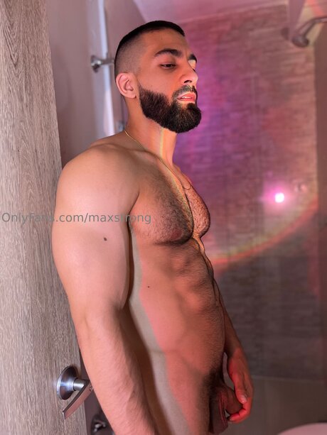 Maxstrong adult actress image